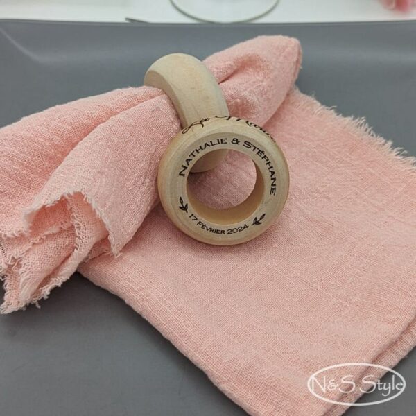 Rond de serviette bois pour table mariage anniversaire baptême personnalisé – Image 2