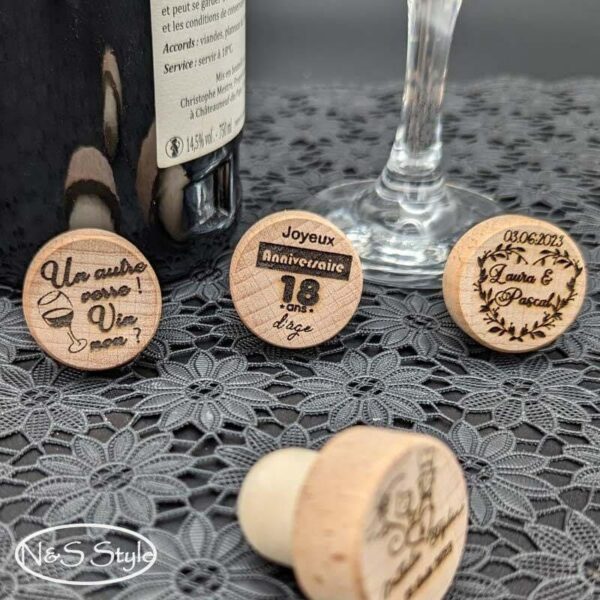 Bouchon personnalisé liège gravé pour fête mariage anniversaire evjf evg