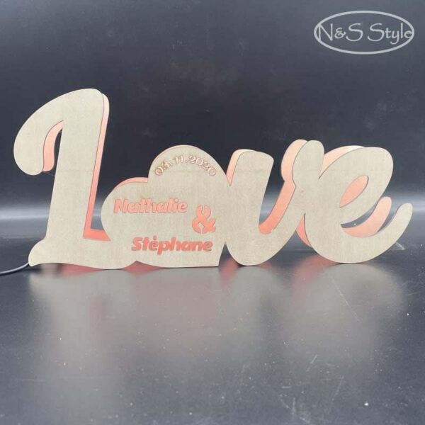 Décoration lumineuse ou centre de table LOVE en bois et led personnalisable – Image 5