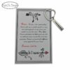 Porte clés métallique à personnaliser avec un anneau en forme de cœur – Image 2