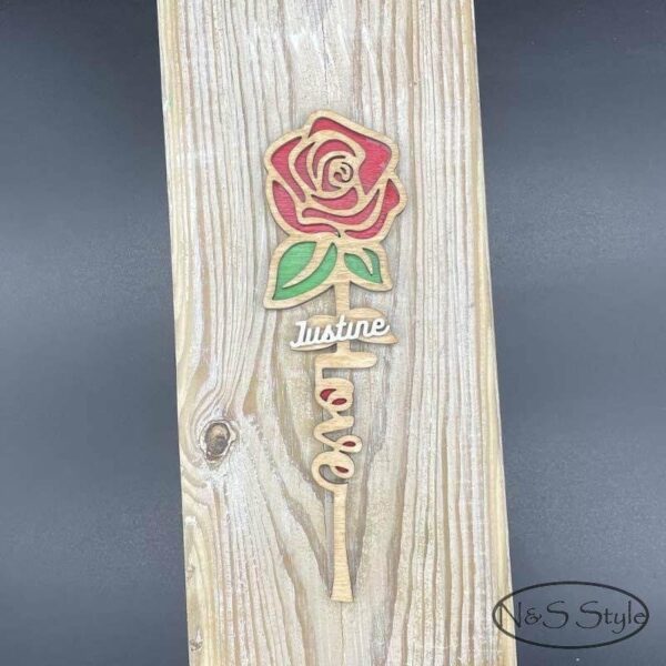 Rose en bois personnalisée prenom